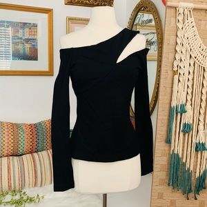 L’AGENCE Split Cold Shoulder Black Top